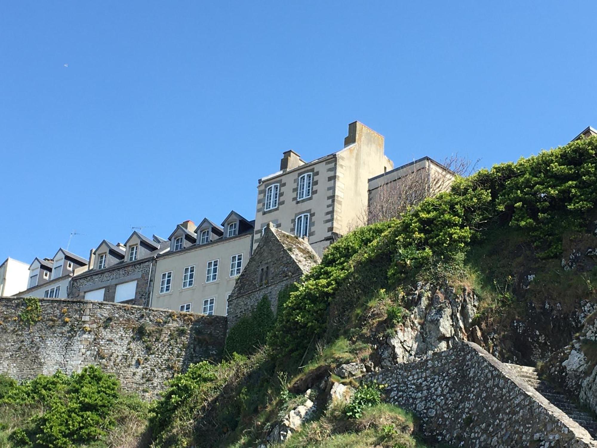 MAISONNETTE de CHARME à côté de la MER, Haute-Ville GRANVILLE Extérieur photo